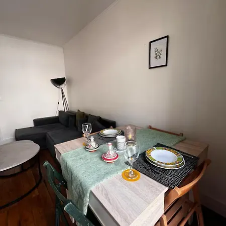 Eiffel Tower View Haussmanian Charm 2min Walk From The Eiffel Tower Gardens * Paris
